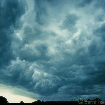 Bernt Hoffmann: Sekunden vor Gewitterausbruch