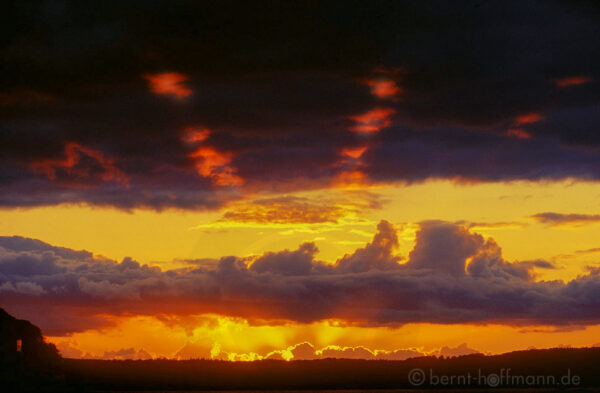 Bernt Hoffmann: Wolkenstrahlen II