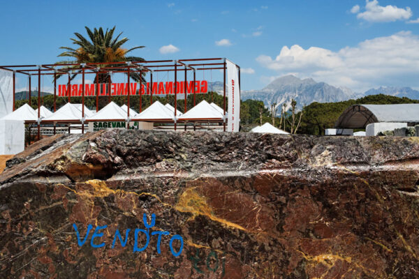 Bernd Perlbach: Marmotec - Carrara